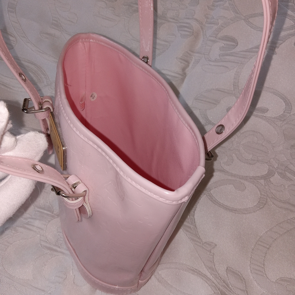 Hello Kitty Mini Bag - Picture 6 of 11